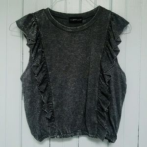 Trend ruffle sleeveless shirt